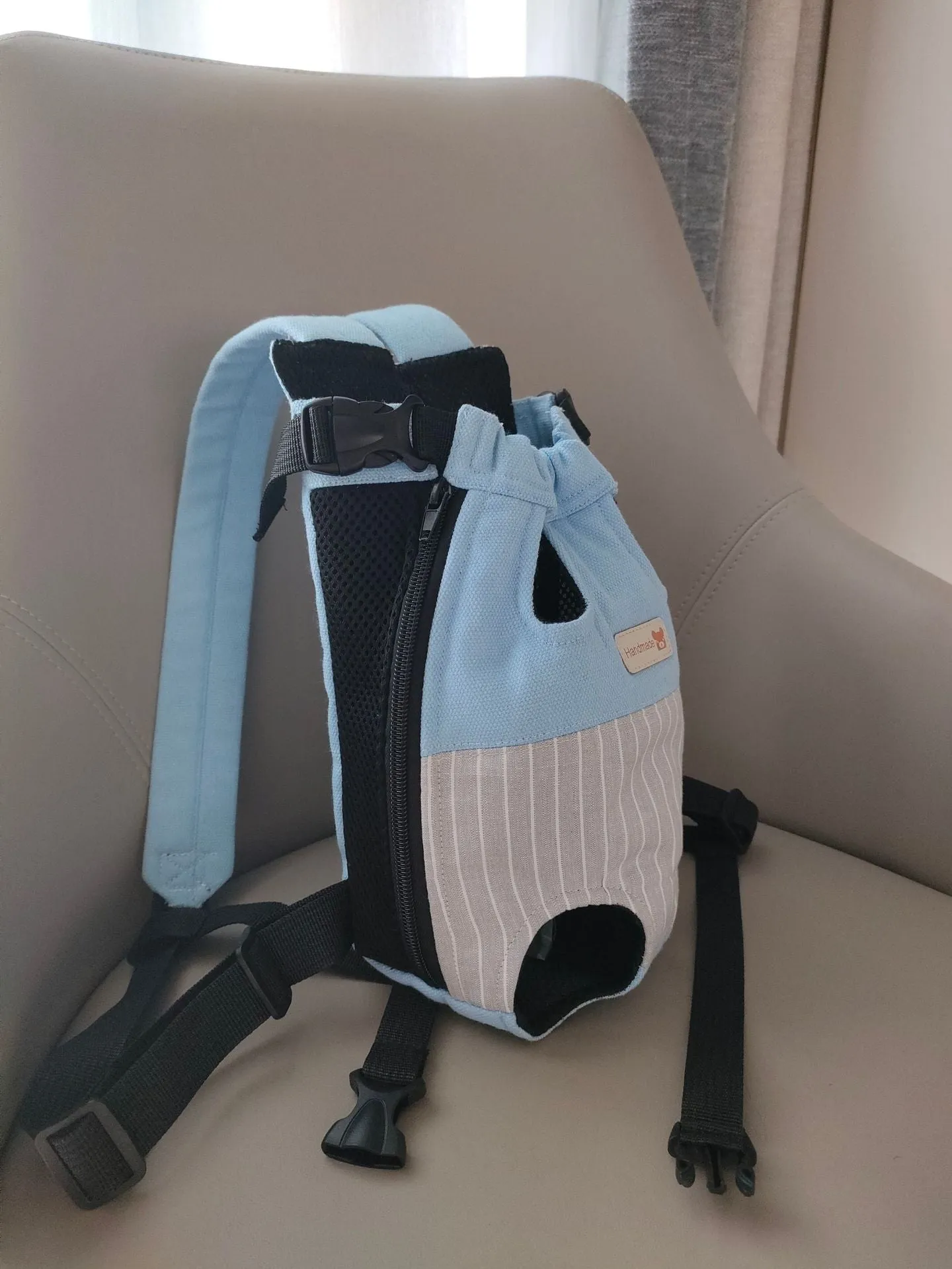 Backpack Shoulder Breathable Travel Portable Chest Four-Leg